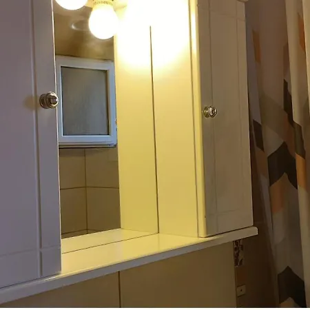 Autonomous Maisonette Semesterbostad